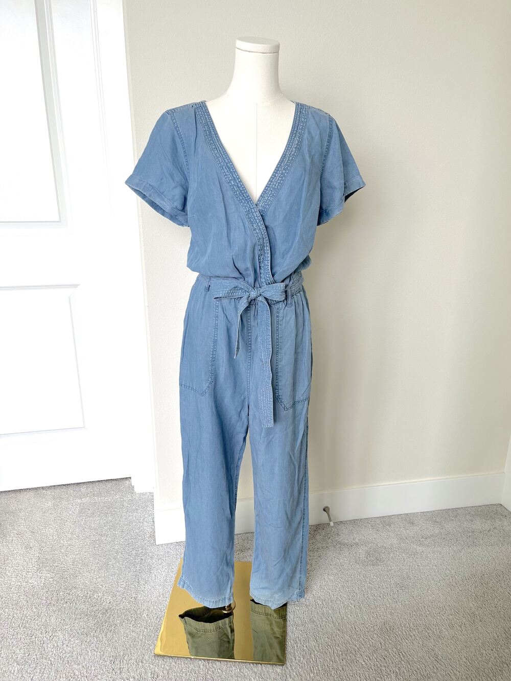 Abercrombie & Fitch Blue Heritage Lyocell Wrap Belted Jumpsuit - NWT - Size M